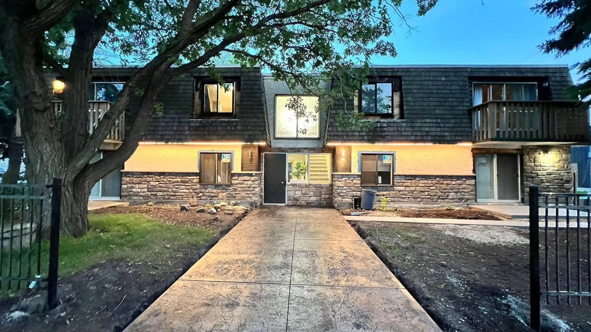 אדמונטון Newly Renovated 1Br1Ba With Asian Style Tea Room 0*,