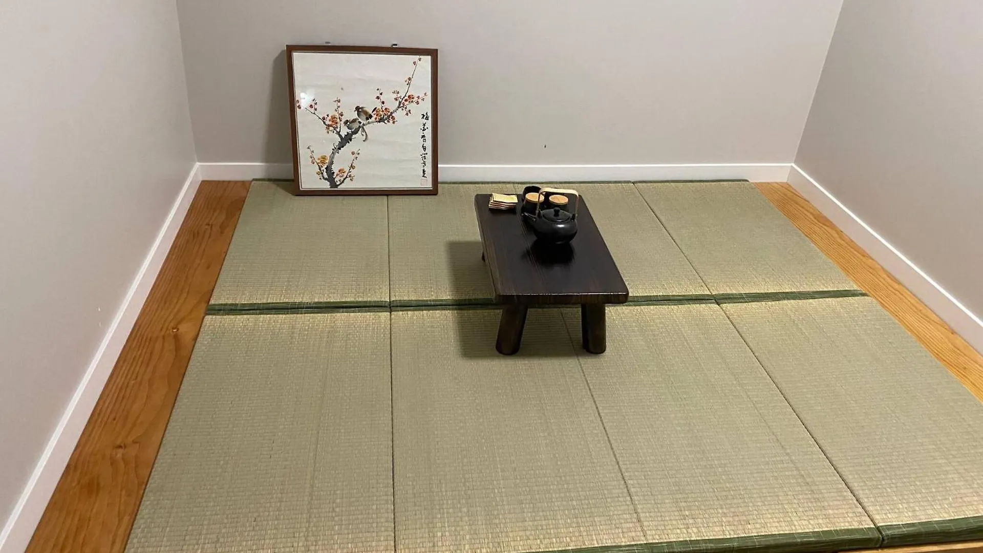Newly Renovated 1Br1Ba With Asian Style Tea Room Edmonton Kanada